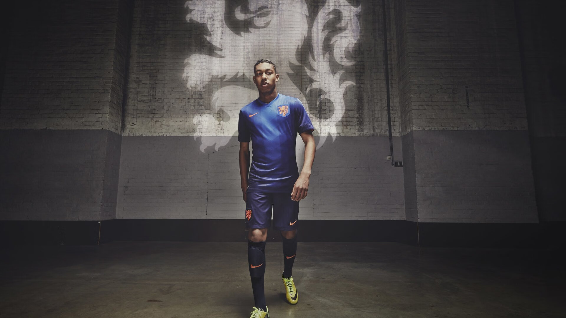 九游9游-德甲引入VR技术，推动虚拟观赛新纪元，德甲官方解说